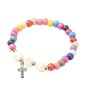 Bracelet sur elastique pour enfant, grains bois multicolores et cœur en nacre Ø 9mm.