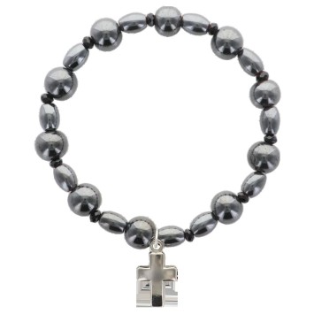 Bracelet dizainier sur élastique grains en hématite ronds et ovales avec croix en métal.