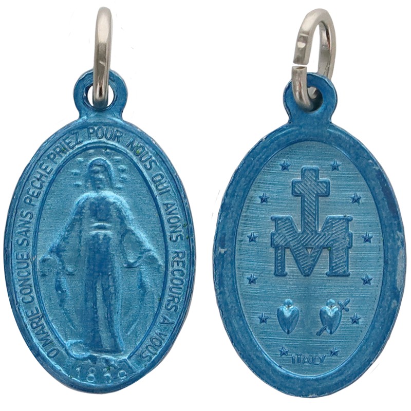 Medaille en aluminium couleur bleue H. 1,8 cm de la Vierge Miraculeuse, inscription en Francais. LOT DE 100