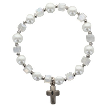 Bracelet dizainier sur elastique, grains en verre cubique et perles nacrees Ø 8 mm avec croix en metal. LOT DE 5