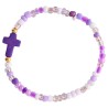 Bracelet enfant sur elastique grains en turquoise synthetique et en verre Ø 4 mm, avec croix. LOT DE 6 ASSORTIS.