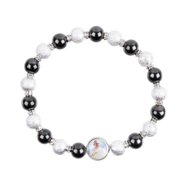 Bracelet dizainier sur elastique grains en hematite, grains sables et strass, Ø 8 mm a personnaliser avec une resine.