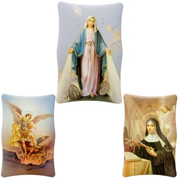 Cadre en bois a suspendre ou a poser H. 11 x 7 cm avec image, plusieurs saints.