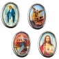Plaque auto forme ovale H. 3,8 cm en métal avec résine, plusieurs saints.