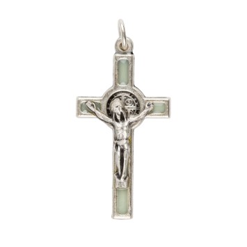 Croix de cou de Saint Benoît en métal argenté, émaillée – Hauteur 4 cm Plusieurs couleurs.