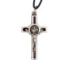 Croix de cou de saint Benoit en metal couleur argentee emaille avec cordon cuir, hauteur 4 cm.