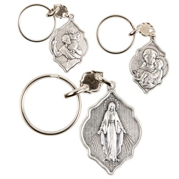 Porte-cles H.4 cm octogonal metal couleur argentee, plusieurs saints.
