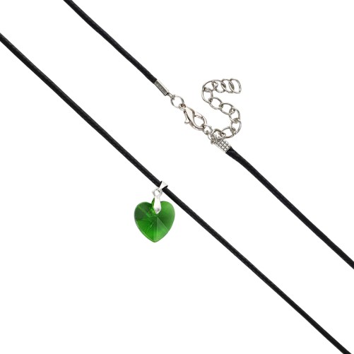 Pendentif coeur en verre H. 1.5 cm, avec cordon noir reglable 45 cm. LOT DE 5 ASSORTIS.