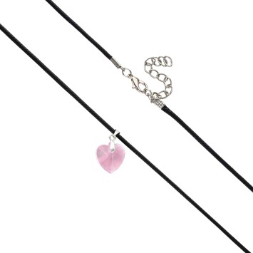 Pendentif coeur en verre H. 1.5 cm, avec cordon noir reglable 45 cm. LOT DE 5 ASSORTIS.