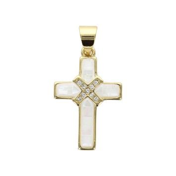Croix de cou en nacre avec zirconium sertie sur metal couleur doree H. 2 cm.