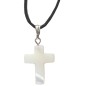 Croix de cou en nacre, H 2 cm sur cordon avec fermoir.