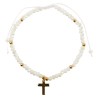 Bracelet sur corde réglable grains blancs a facettes, Ø 4 mm avec croix métal.