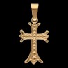 Croix de cou en acier inoxydable de couleur dorée en relief, H 1.90 cm.