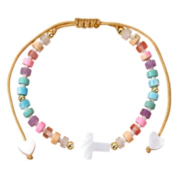 Bracelet sur corde réglable grains de forme cylindrique avec croix et coeur en coquille naturelle.