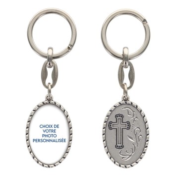 Porte-clés en aluminium de couleur argenté, hauteur 3,8 cm, avec résine. Disponible avec plusieurs saints au choix.