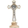 Croix de Saint Benoît en métal doré, émaillée plusieurs couleurs, sur socle en marbre – Hauteur 8,5 cm.