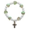 Bracelet sur élastique pour enfant avec grains en verre en forme de cœur et perles nacrées Ø 9 mm. LOT DE 5 ASSORTIS..