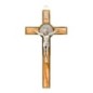 Croix de saint Benoit en bois d´olivier avec bordures couleur dorée et Christ en métal couleur argenté, hauteur 18,5 cm.